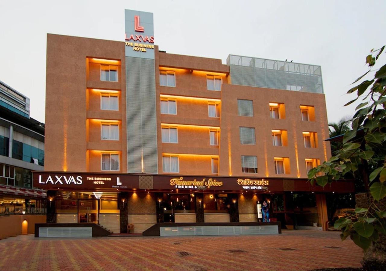 Hotel Laxvas Thane Dış mekan fotoğraf