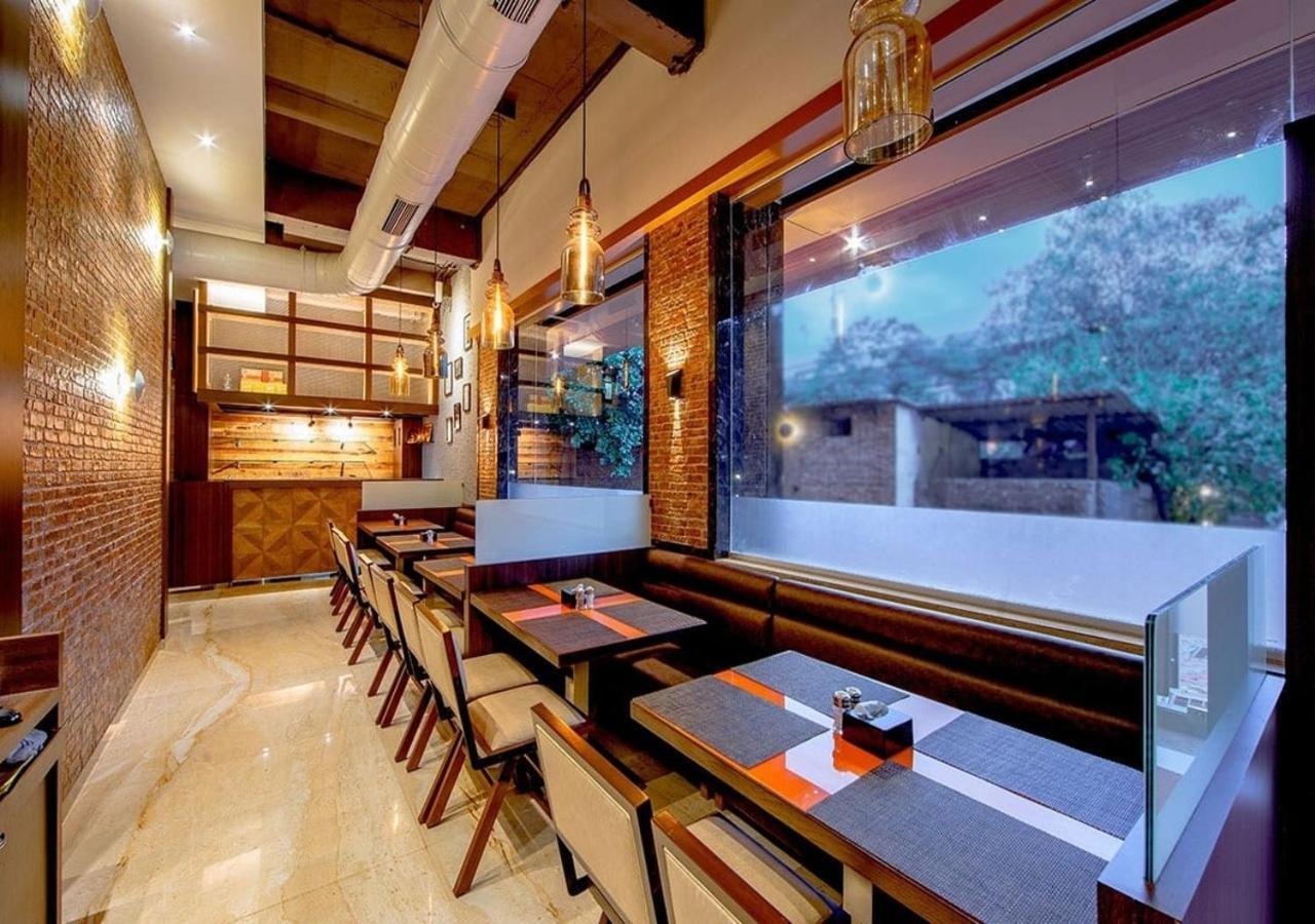 Hotel Laxvas Thane Dış mekan fotoğraf